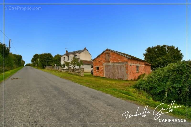 Maison à SAINT-SATURNIN