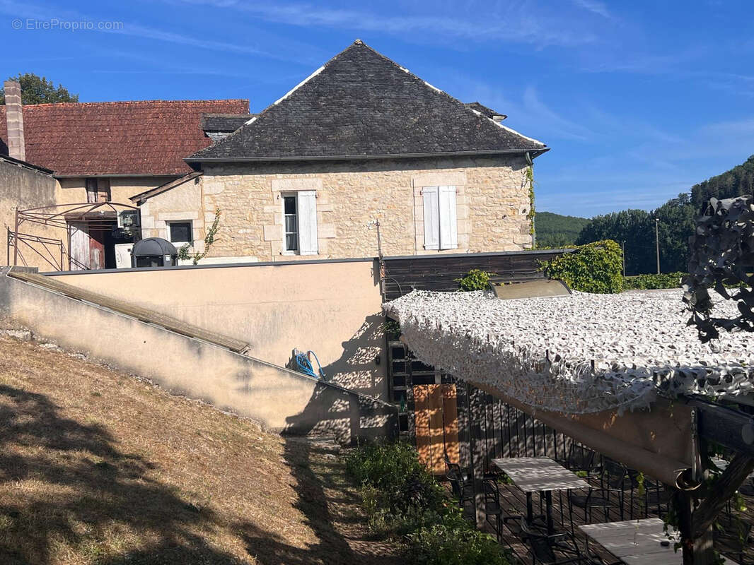 Maison à MONTIGNAC