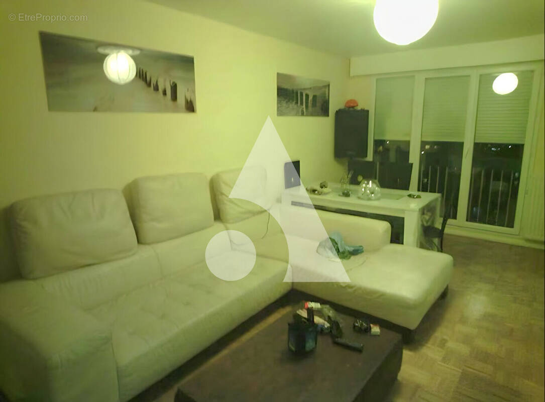 Appartement à BOISSY-SAINT-LEGER