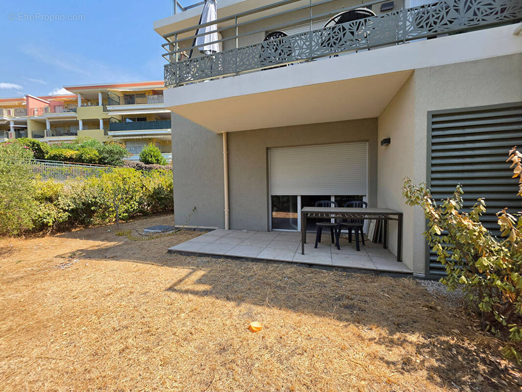 Appartement à MOUANS-SARTOUX