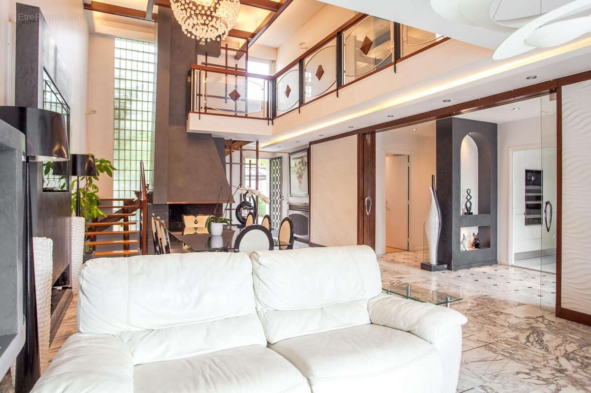 Maison à CHAMPIGNY-SUR-MARNE