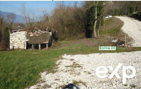 Maison à CHINDRIEUX