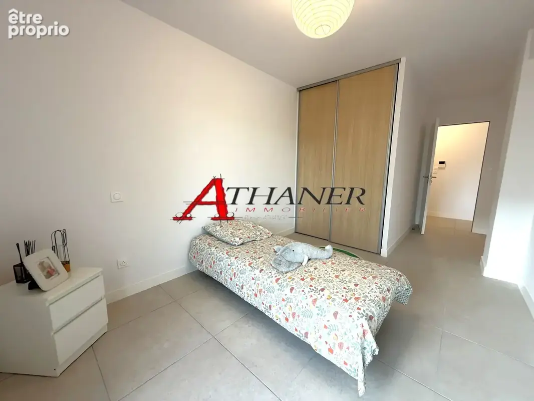 Appartement T3 de 79m2 - Terrasse, Jardin & Garage - Canet Village - photo 7