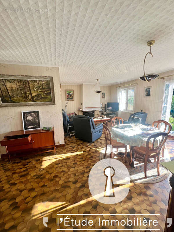 Maison à LAVAL