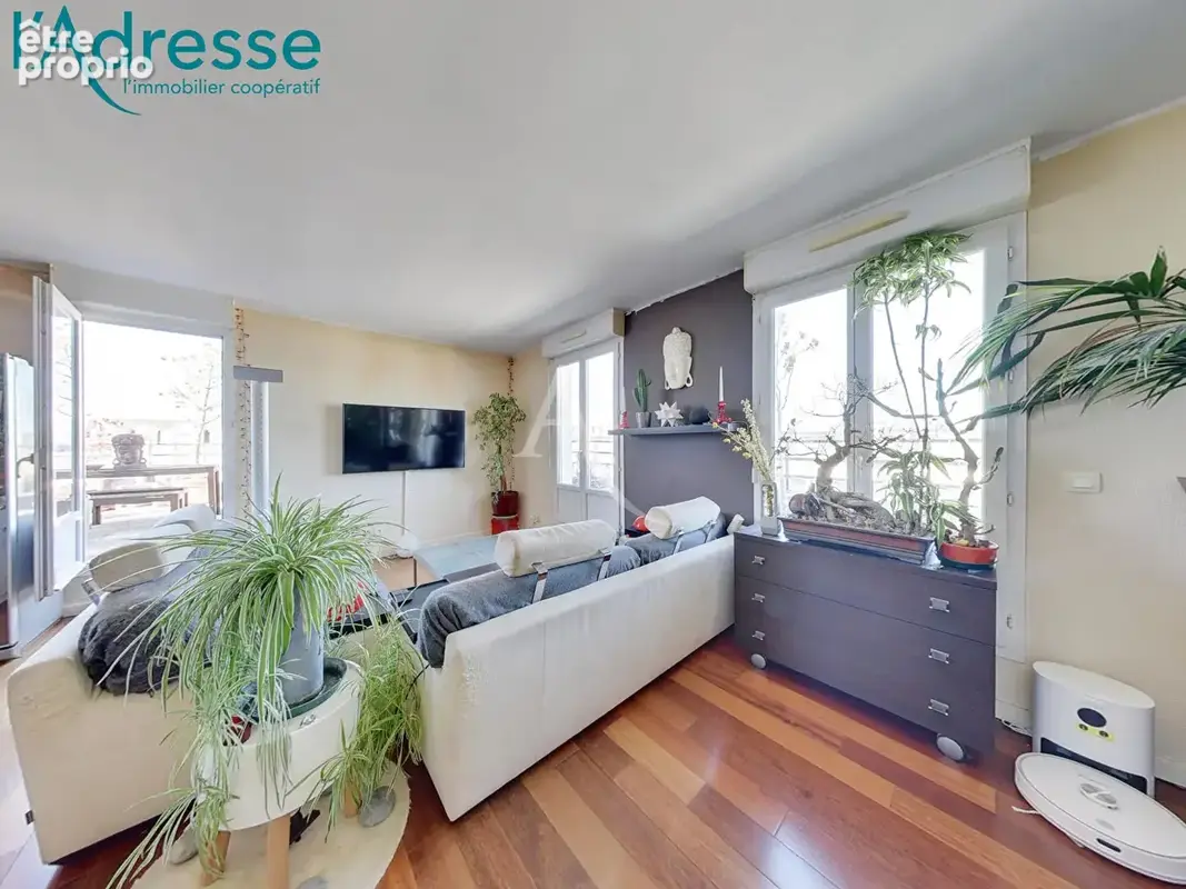 Très rare a la vente ! 2 terrasse + parking en sous-sol - photo 2