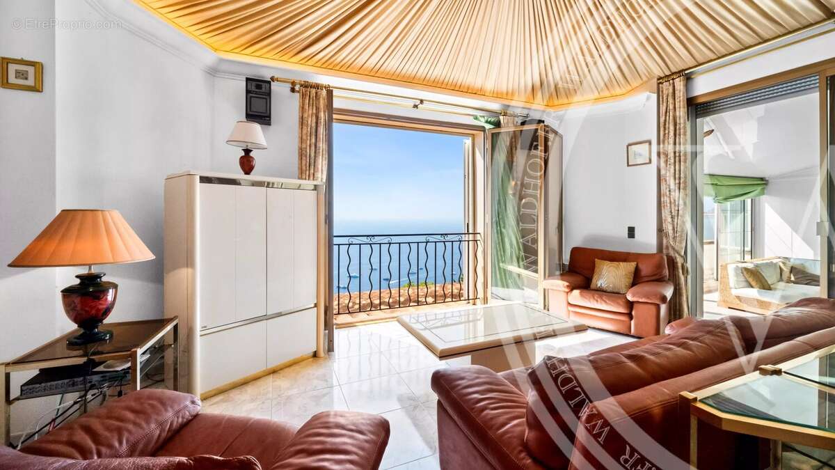 Maison à ROQUEBRUNE-CAP-MARTIN