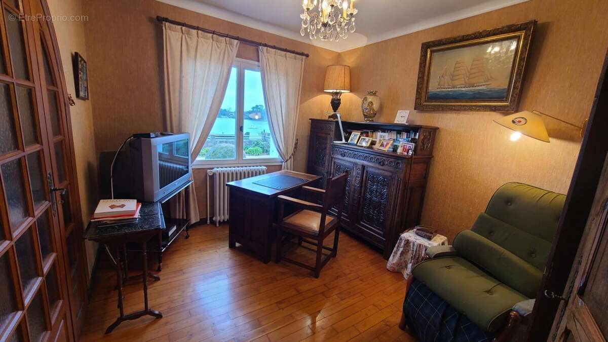 Maison à PLOUGASNOU