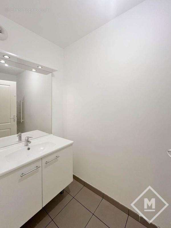 Appartement à MARSEILLE-12E