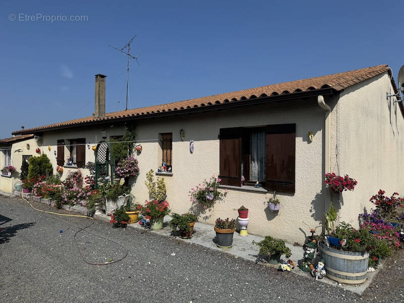 Maison à SAINT-MARTIN-D'ARY