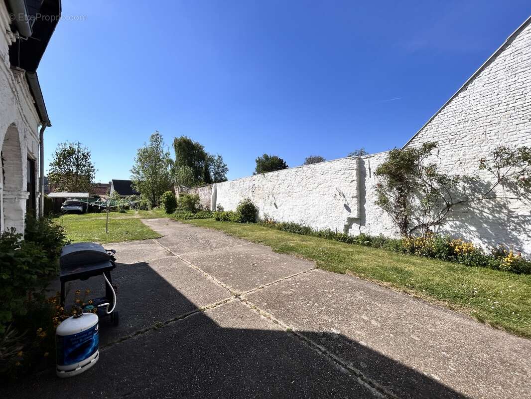 Maison à AIRE-SUR-LA-LYS