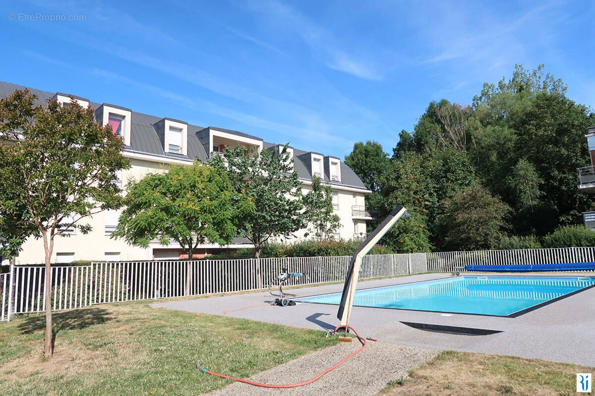 Appartement à CANTELEU