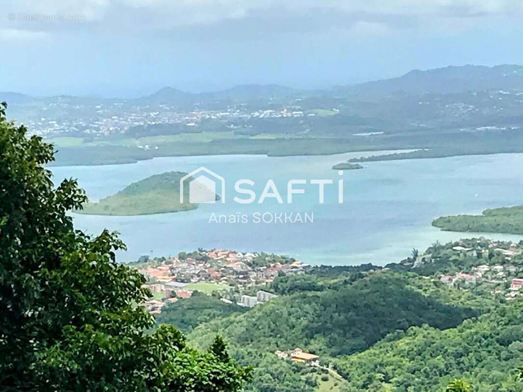 Photo 2 - Terrain à LES TROIS-ILETS