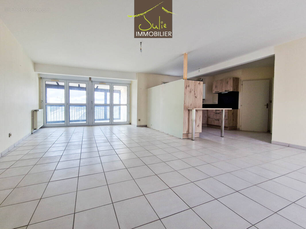 Appartement à BRESSUIRE