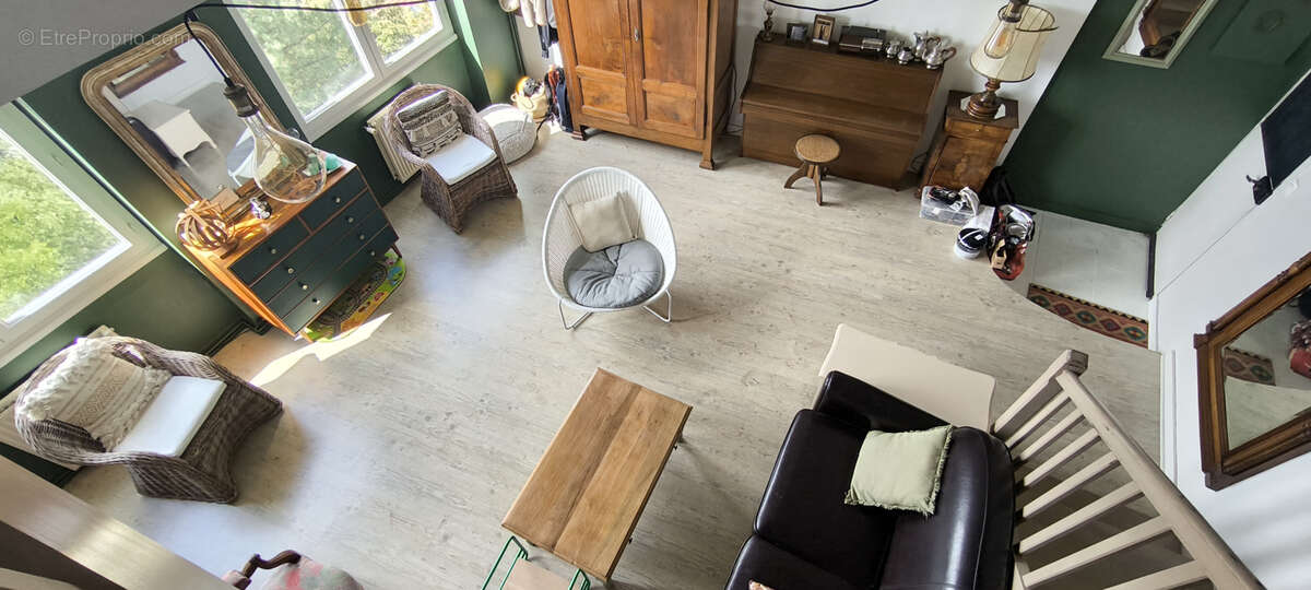 Appartement à SAINT-ETIENNE