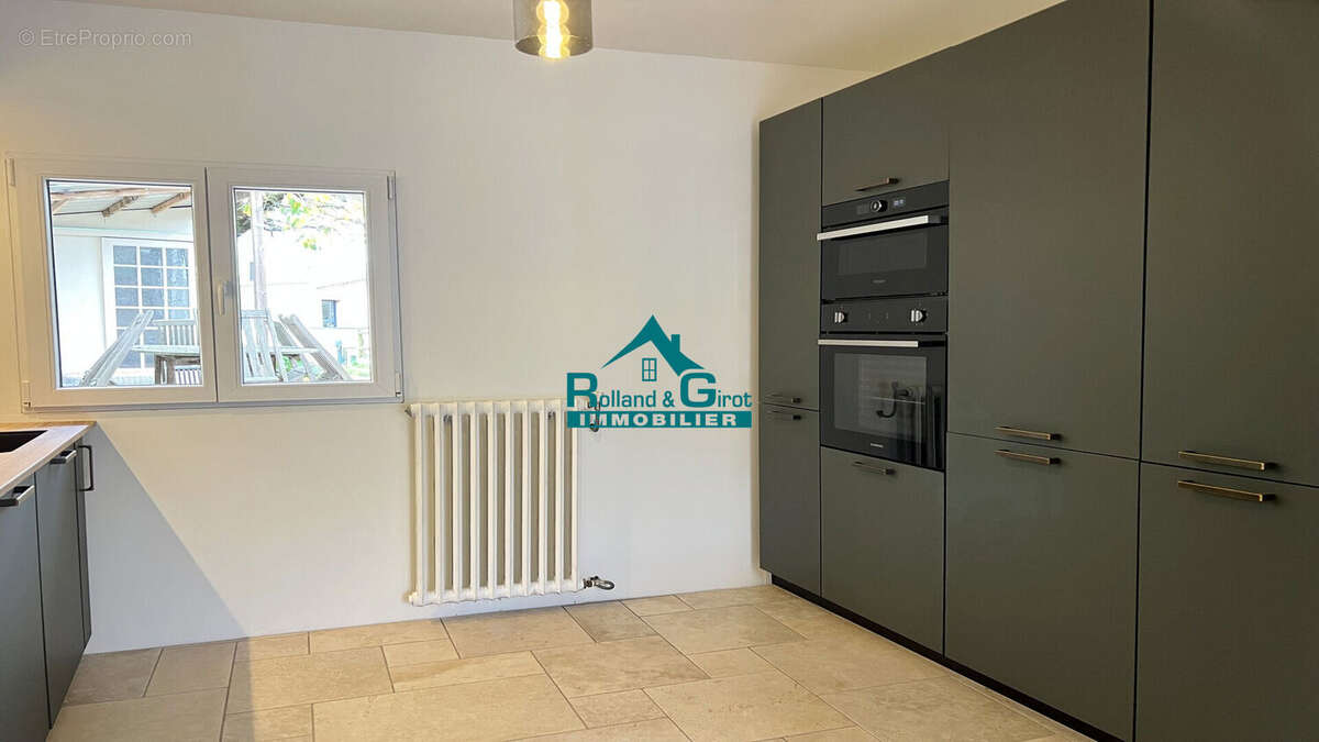 Maison à NOYAL-SUR-VILAINE