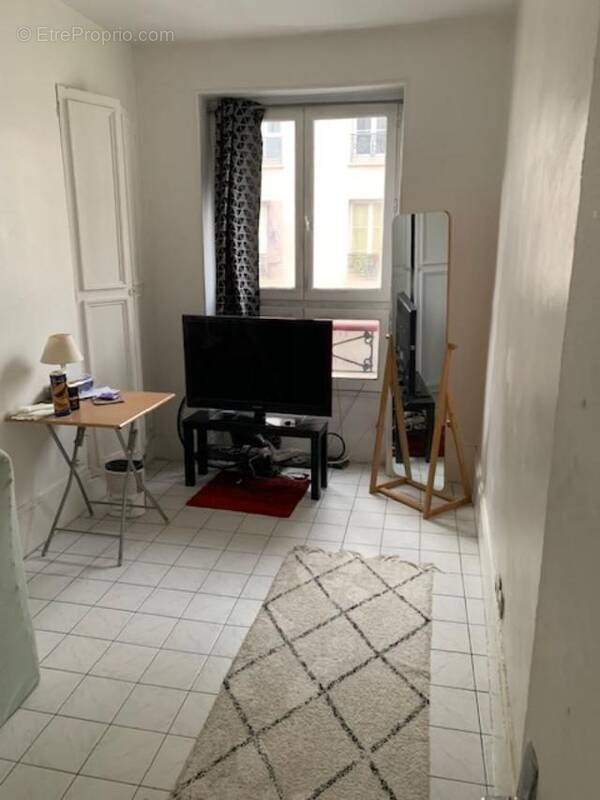 Appartement à PARIS-10E