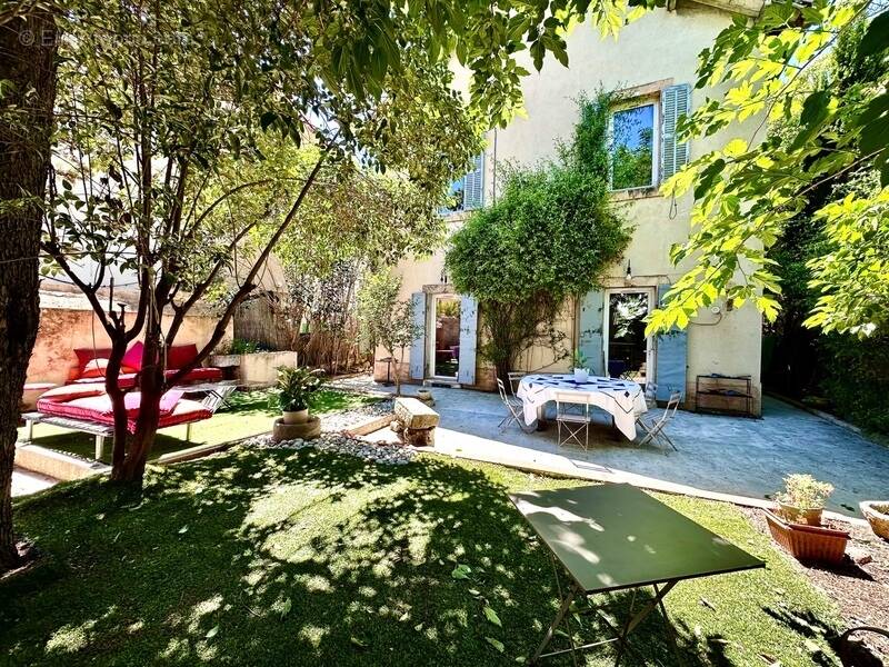 Maison à MARSEILLE-10E
