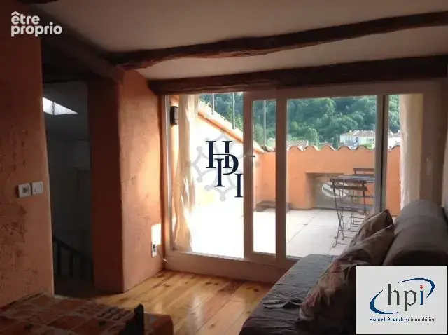 Vente studio meublé avec terrasse centre-ville Saint Affrique - photo 3