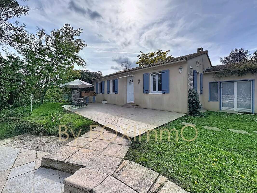 Maison à ROQUEFORT-LES-PINS