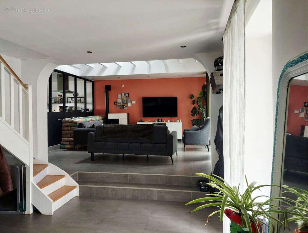 Maison à BELLOY-EN-FRANCE