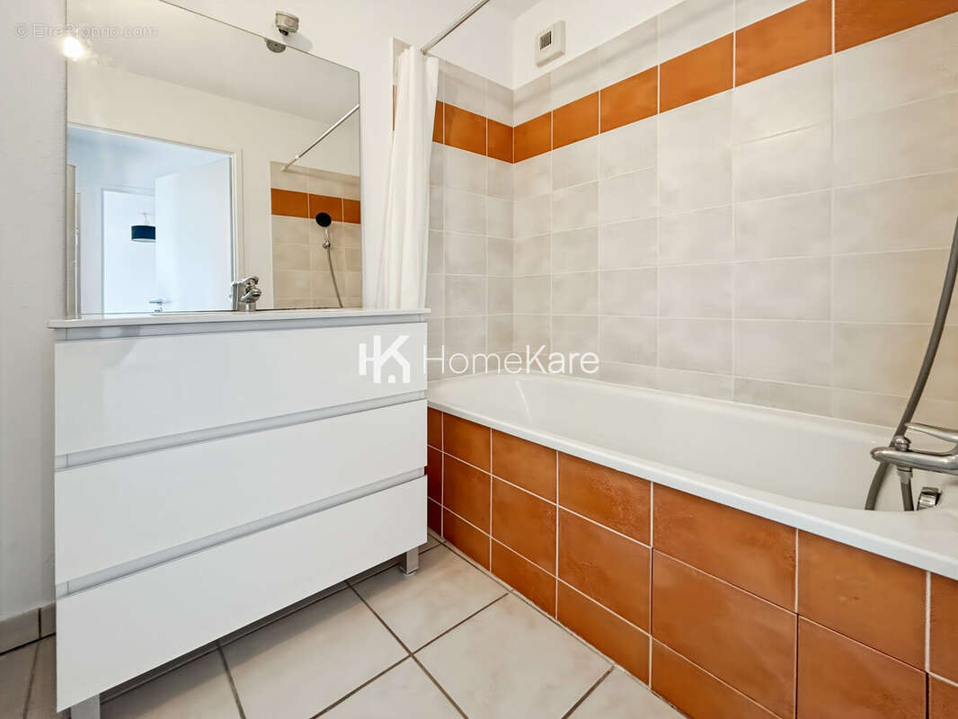 Appartement à FENOUILLET