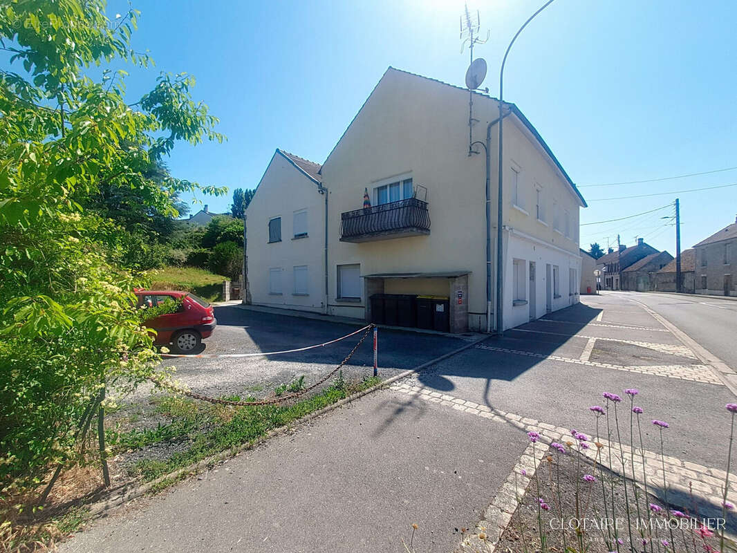 Appartement 490 m² à Bethisy-Saint-Pierre  - photo 2