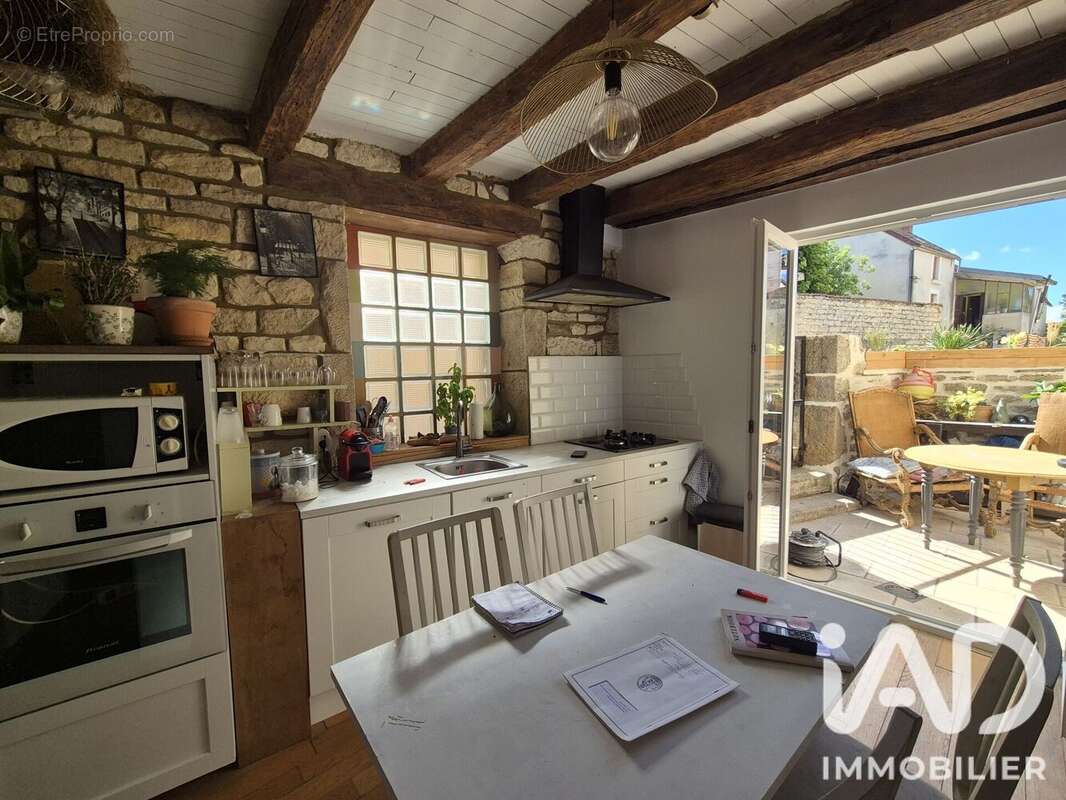 Maison 50 m² à Cry  - photo 6