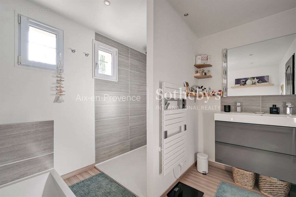 Maison à AIX-EN-PROVENCE