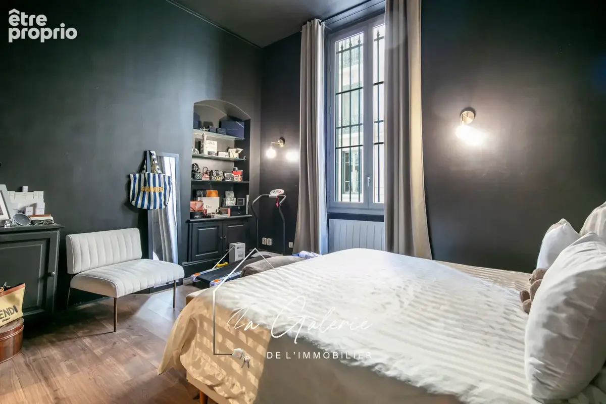 Appartement de caractère de 137 m2 Carrez + 48 m2 utiles en souplex - photo 8