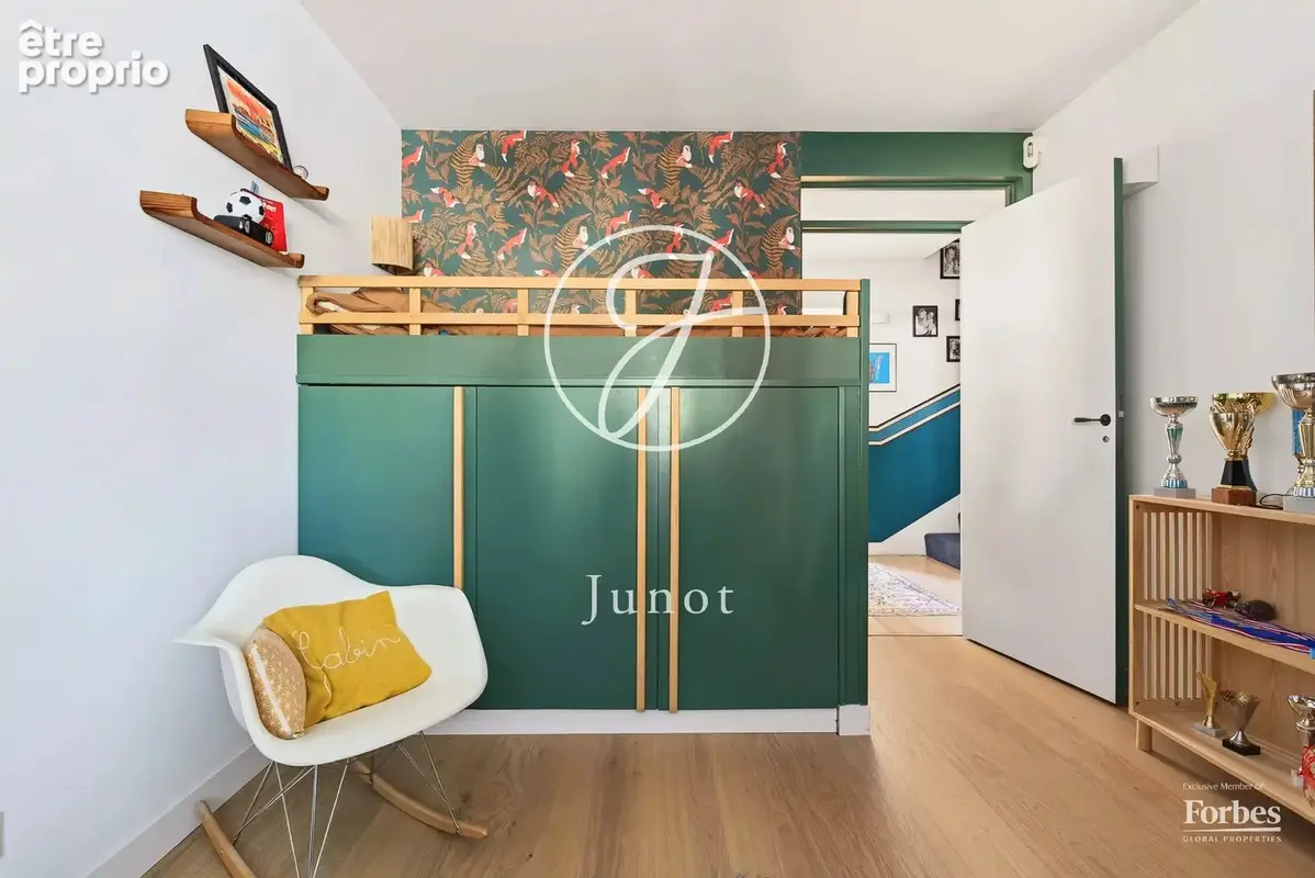 Suresnes - REPUBLIQUE- Maison 6 pièces - photo 21
