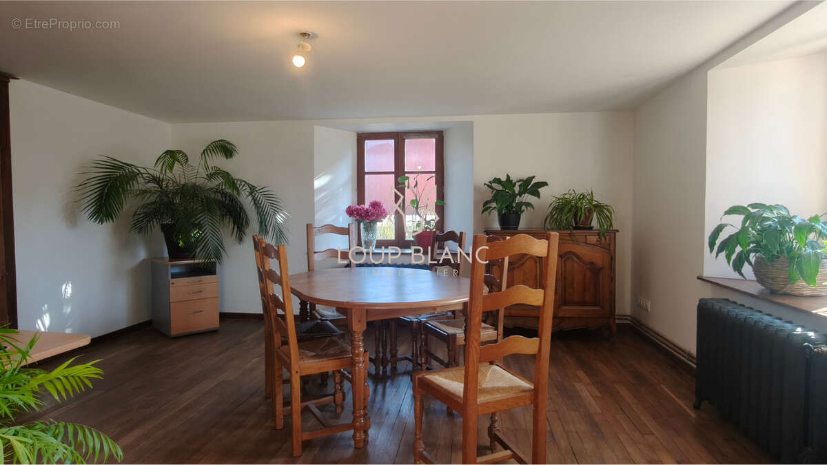 Maison individuelle avec dépendances - photo 2