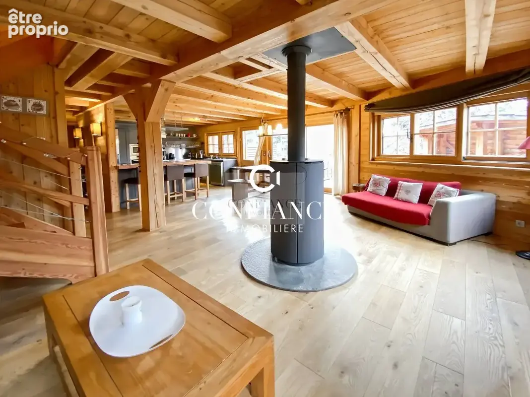 Maison 6 pièces 180 m² à vendre à Saint-Etienne-De-Tinee (06660) - photo 3