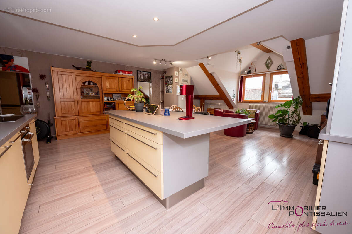 Pontarlier - appartement t3 - centre ville - photo 12