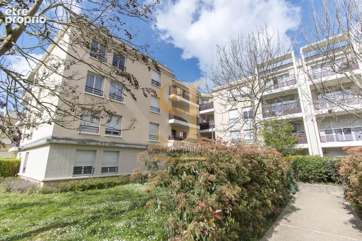 Appartement à VIGNEUX-SUR-SEINE