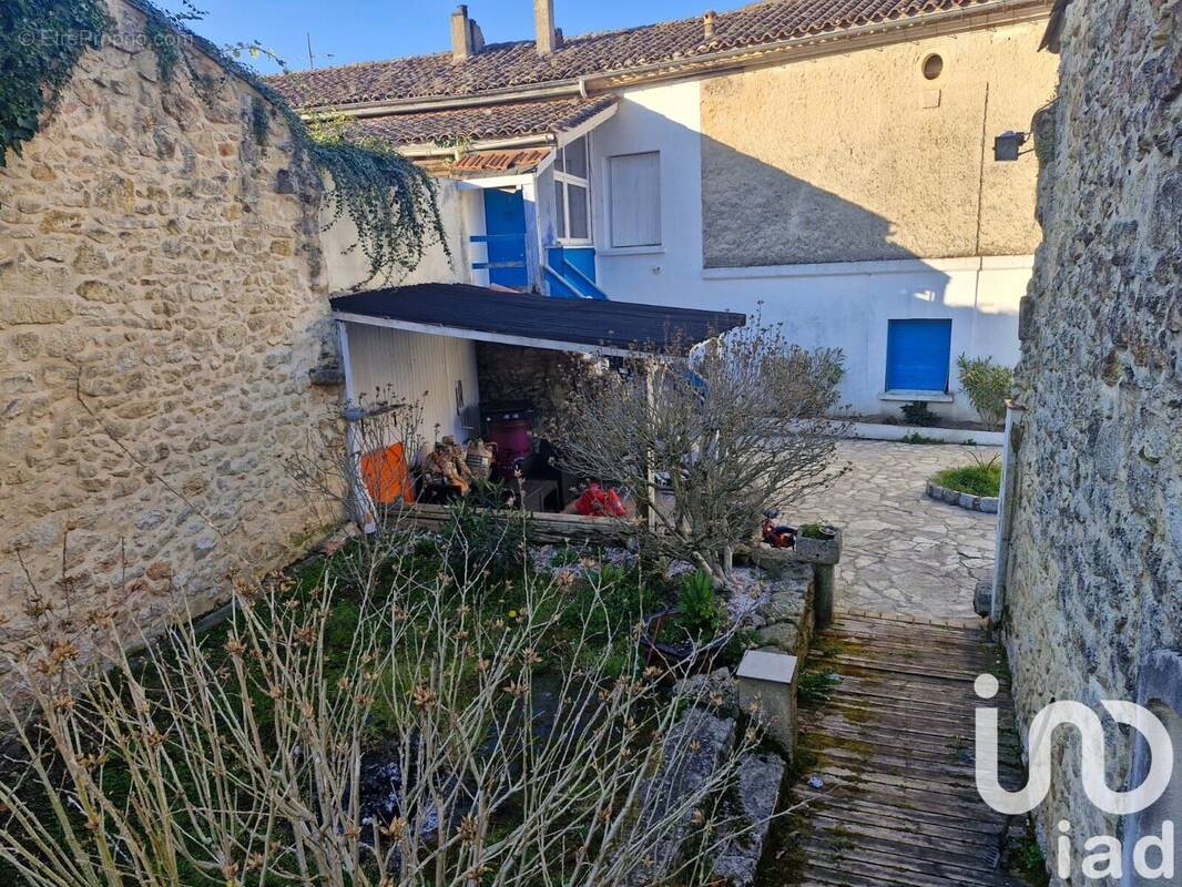 Photo 1 - Maison à SAINT-JEAN-DE-BLAIGNAC