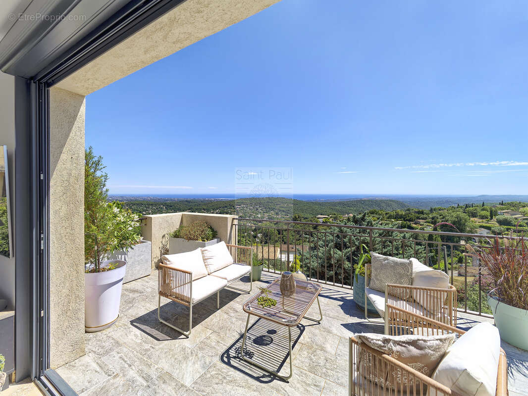 Superbe propriété - 223m2 - Vue panoramique mer - Tourrettes-sur-Loup - photo 17