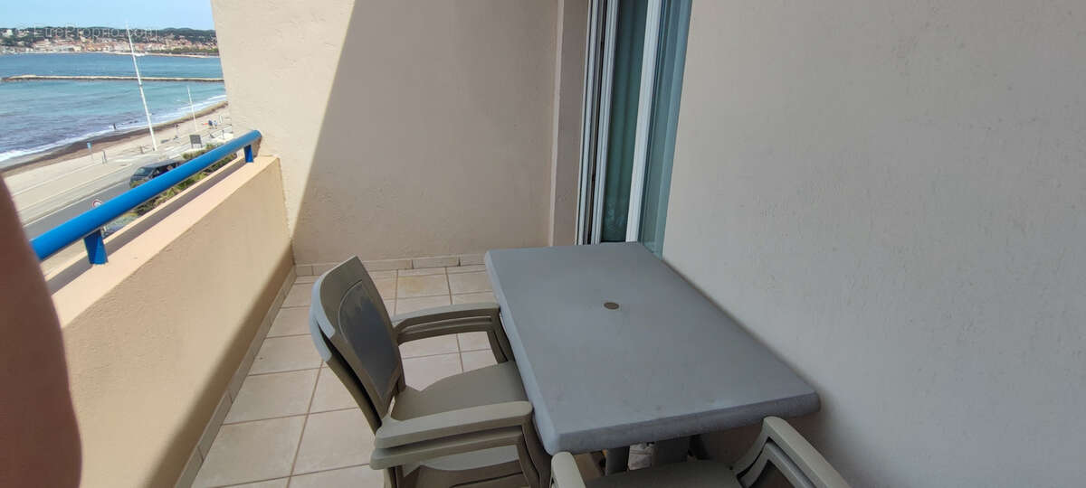 Appartement à SIX-FOURS-LES-PLAGES