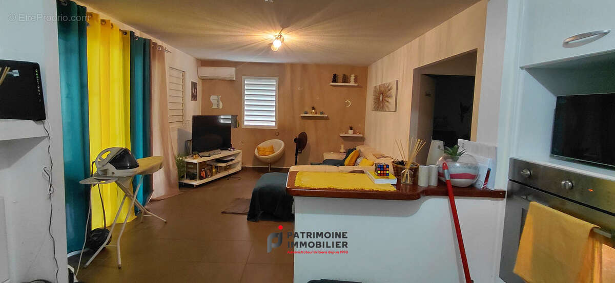 Appartement à LES ABYMES
