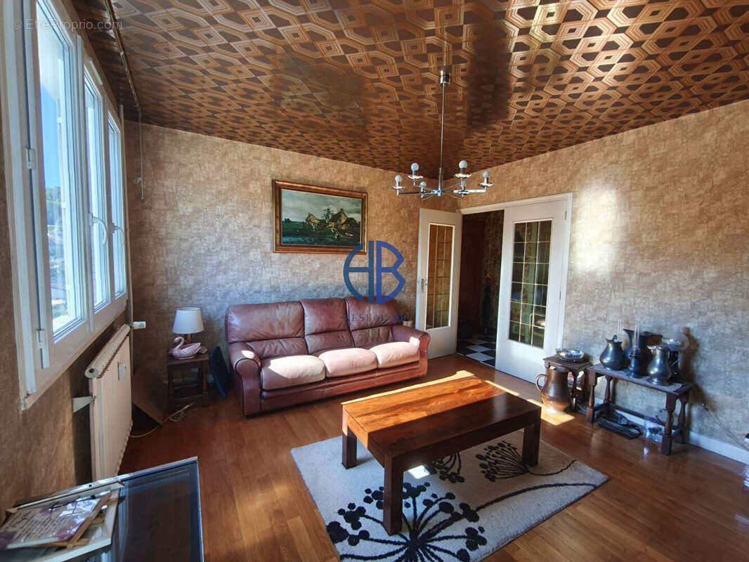 Appartement à RENAGE