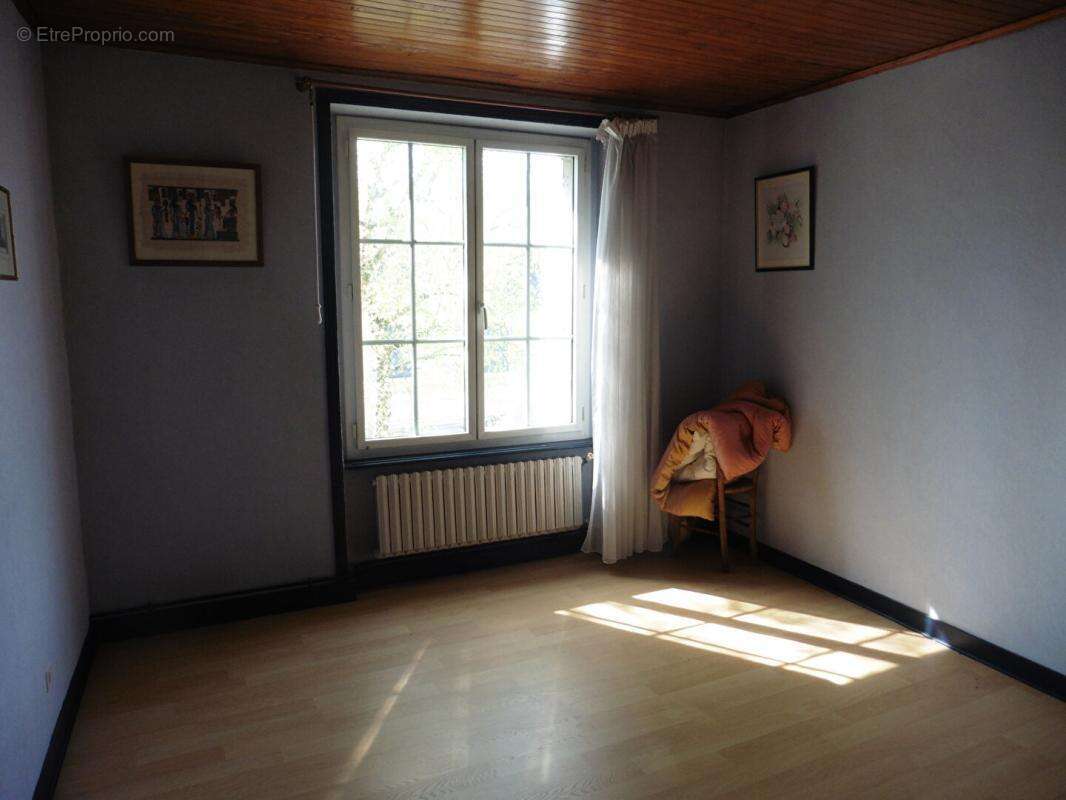 Maison à QUIMPERLE