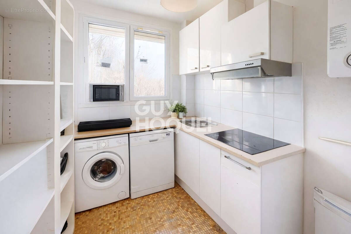 Appartement à AUBERVILLIERS