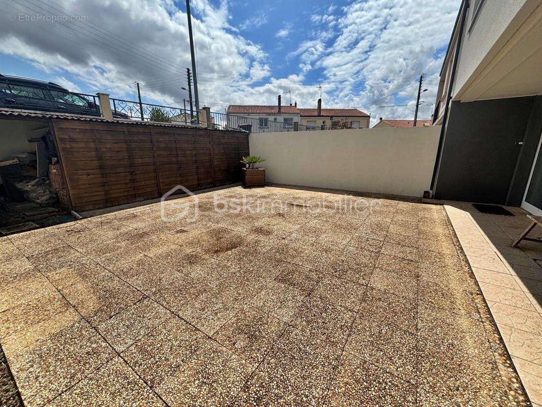 Maison à FONTENAY-LE-COMTE