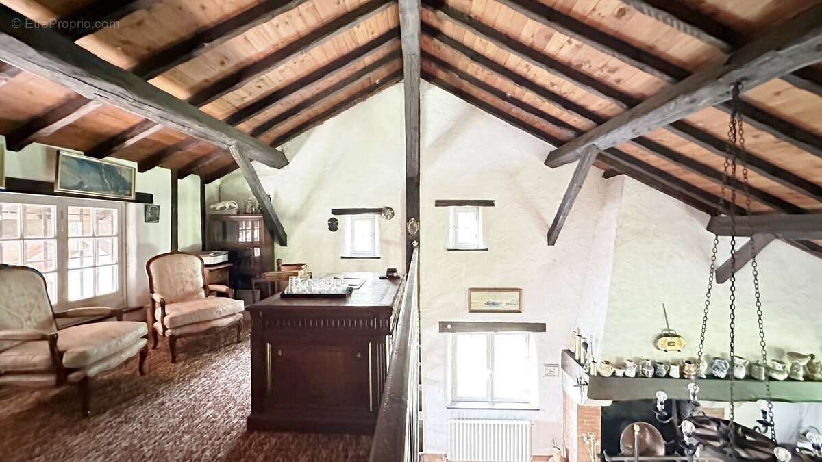 Maison à ANGRESSE