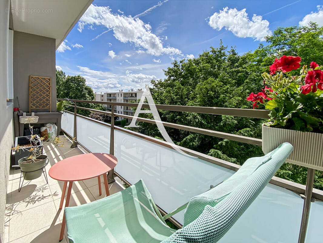 Appartement à BOIS-D'ARCY