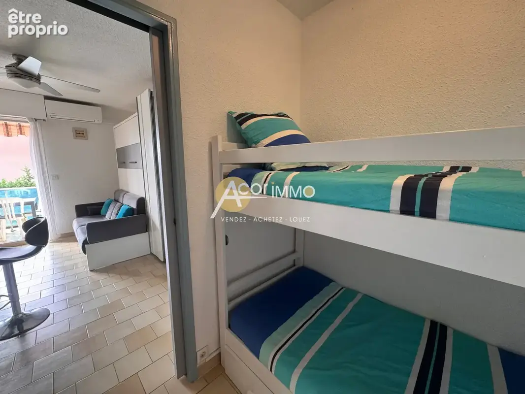 Sanary dans le quartier de Portissol,  Studio de 22 m 2  bénéficiant d'une belle terrasse Sud - photo 4