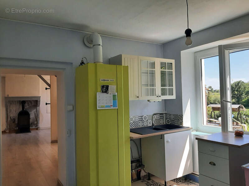 Maison à GUEUGNON