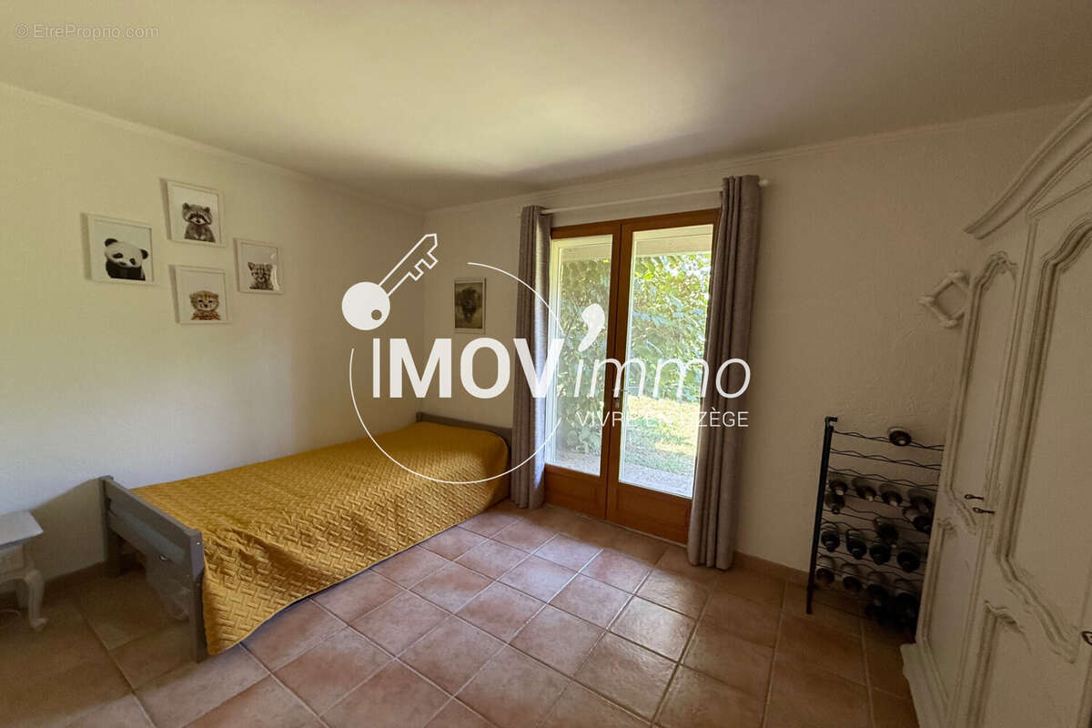 Maison 122 m² à Uzes  - photo 5