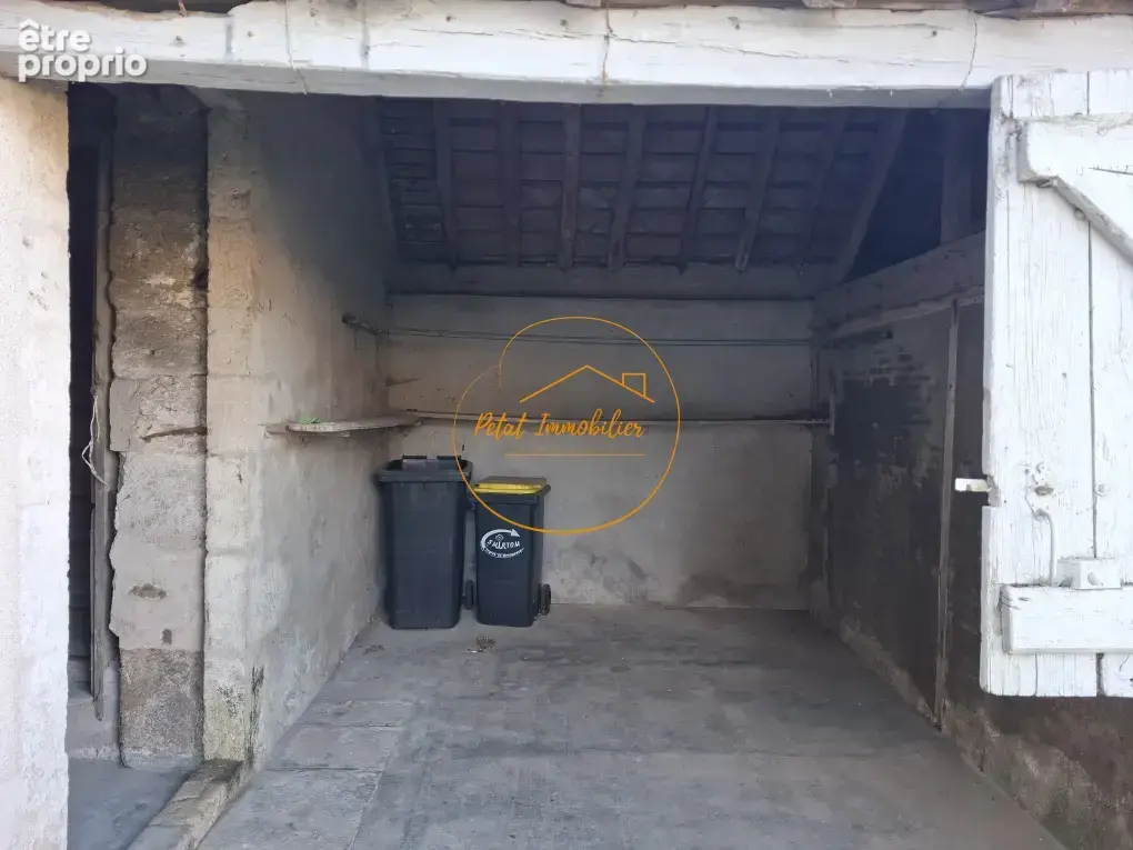 Maison de village avec dépendances et beau potentiel d’aménagement - photo 14