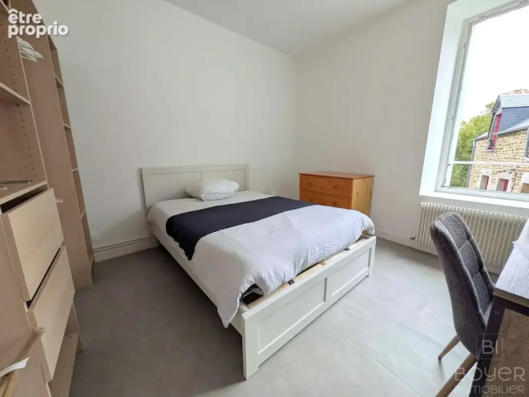 FOUGERES - Immeuble de rapport - 7 logements - 300 m² - photo 8