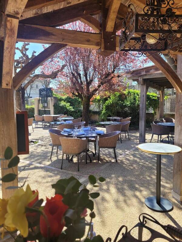 Photo 1 - Commerce à ISSIGEAC